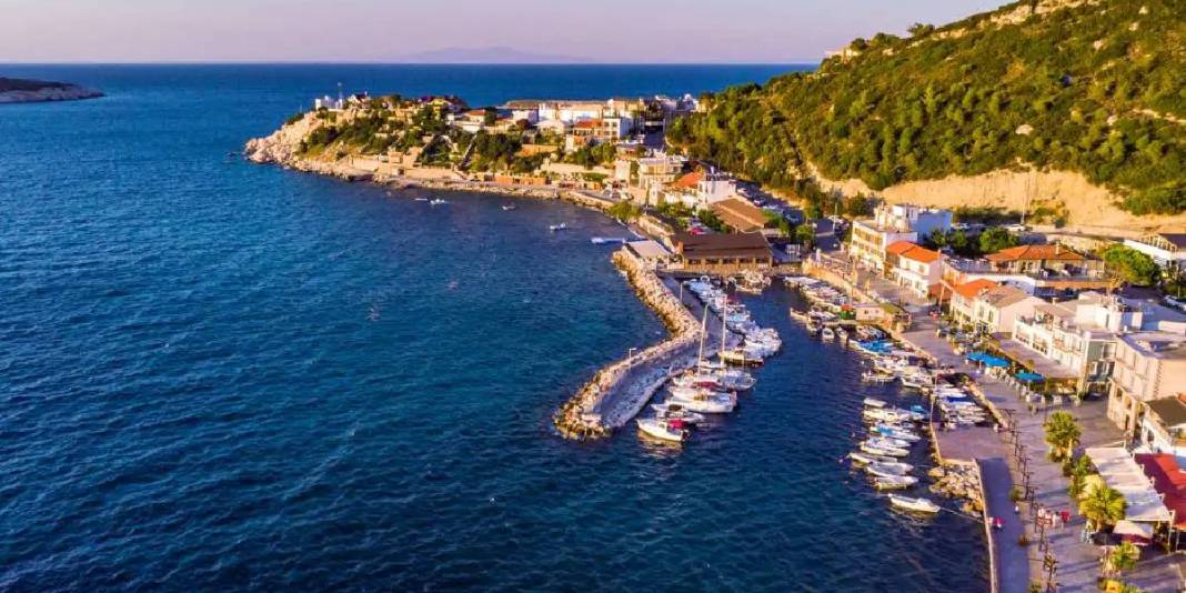 Kalabalık tatil merkezlerine veda ettiren rota! Yaz planınızı şimdiden yapın: Berrak sularıyla herkesin favorisi 1